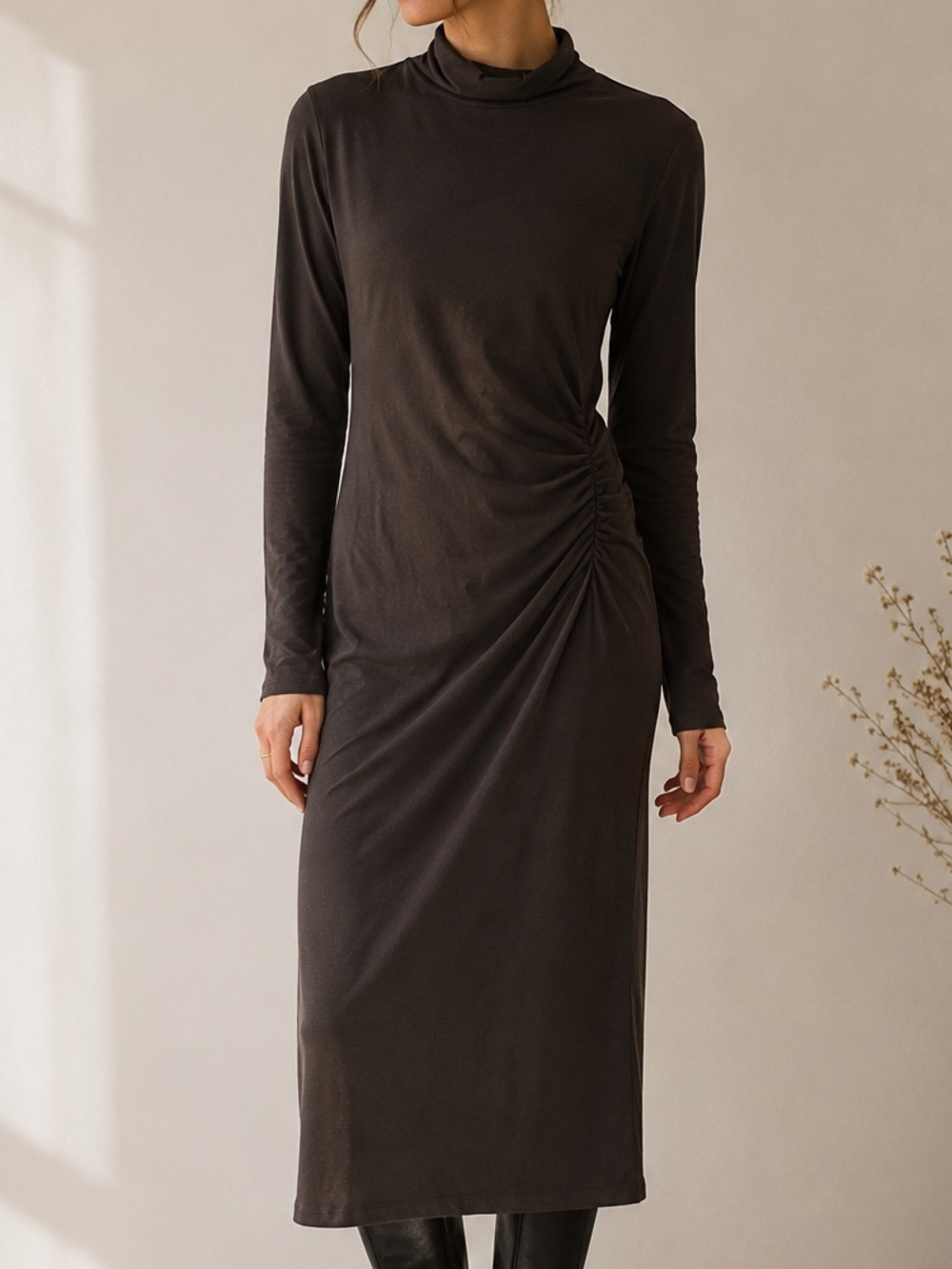 Standard James Perse Black Ruched Long Sleeve Stretchy Cotton Dress Size 4